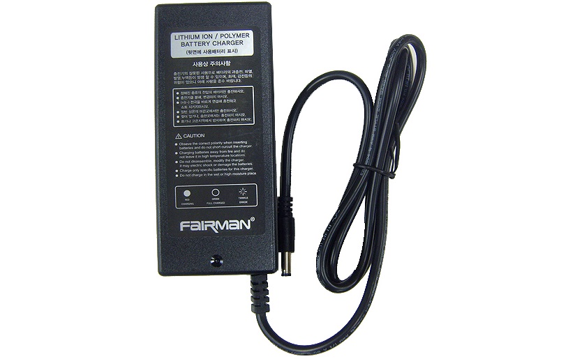 ��Ƭ�̿� 12.6V 5Ah ������